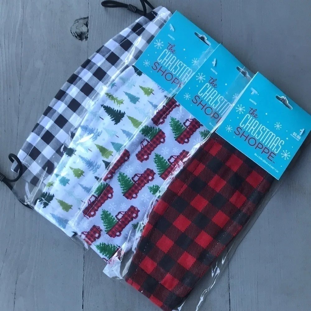 Lot of 4 Christmas Shoppe Holiday Print Cloth Face Masks Adjustable